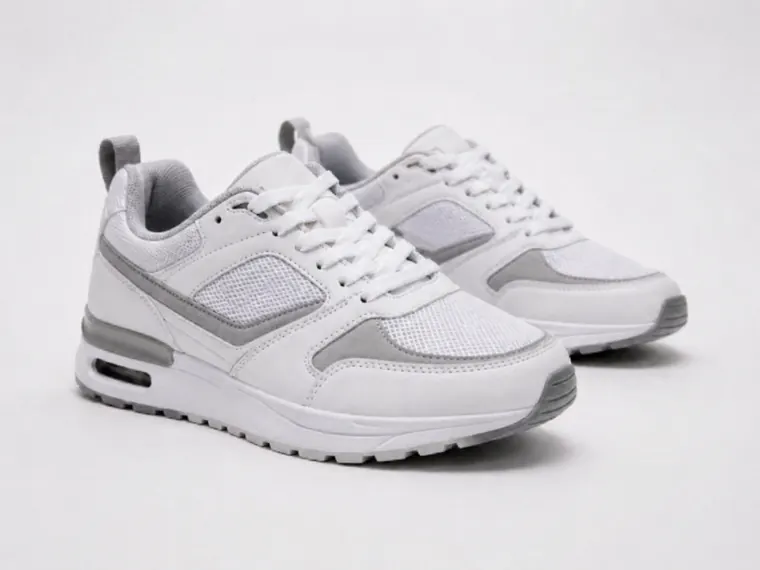 White shoe product photo after HD conversion